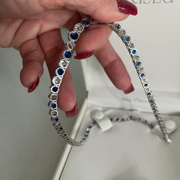 CRISLU Sterling Platinum Blue CZ - GORGEOUS necklace - Worn ONCE - Picture 6 of 6